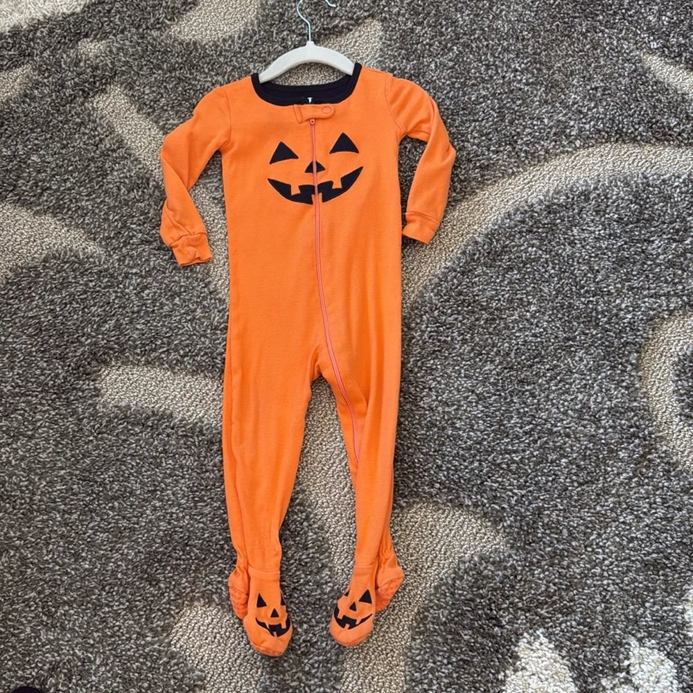 The Childrens Place Baby Boy Fall Football Halloween Footed Pajamas Lot 2 Pack